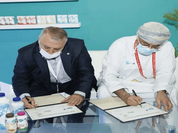 مزون للألبان تدخل السوق الخليجي رسمياً…في أولى إنجازتها على هامش