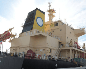 Oman receives the first batch of wheat from Australia